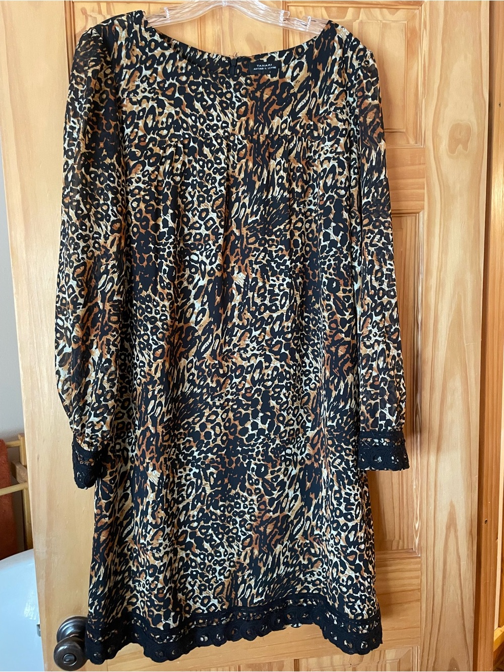 Leopard Print Long Sleeve Dress in Black & Tan